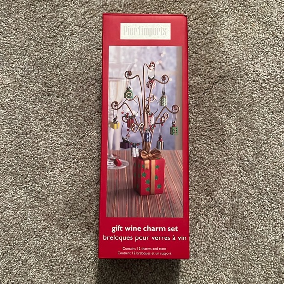 Holiday wine charms - Picture 1 of 2